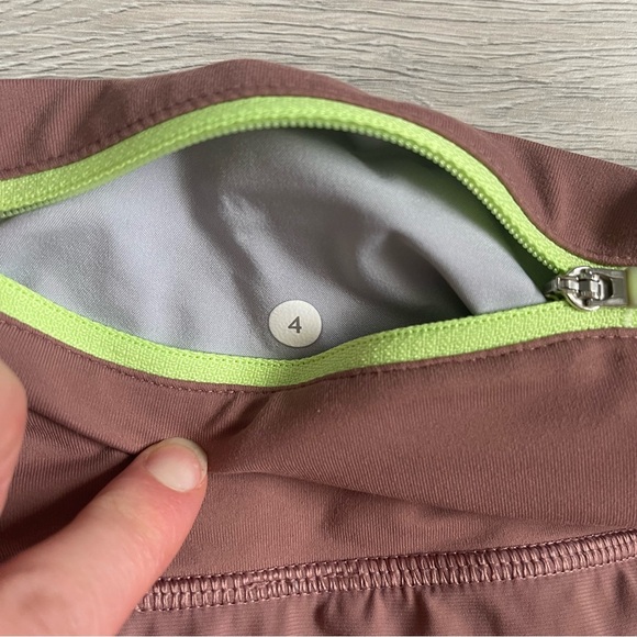 Lululemon Run Time Short Size 4 Mauve Tan - Picture 3 of 3